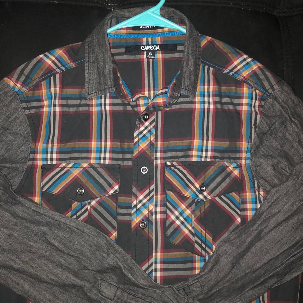 CARBON   -  Botton Down Shirt (New Condition)